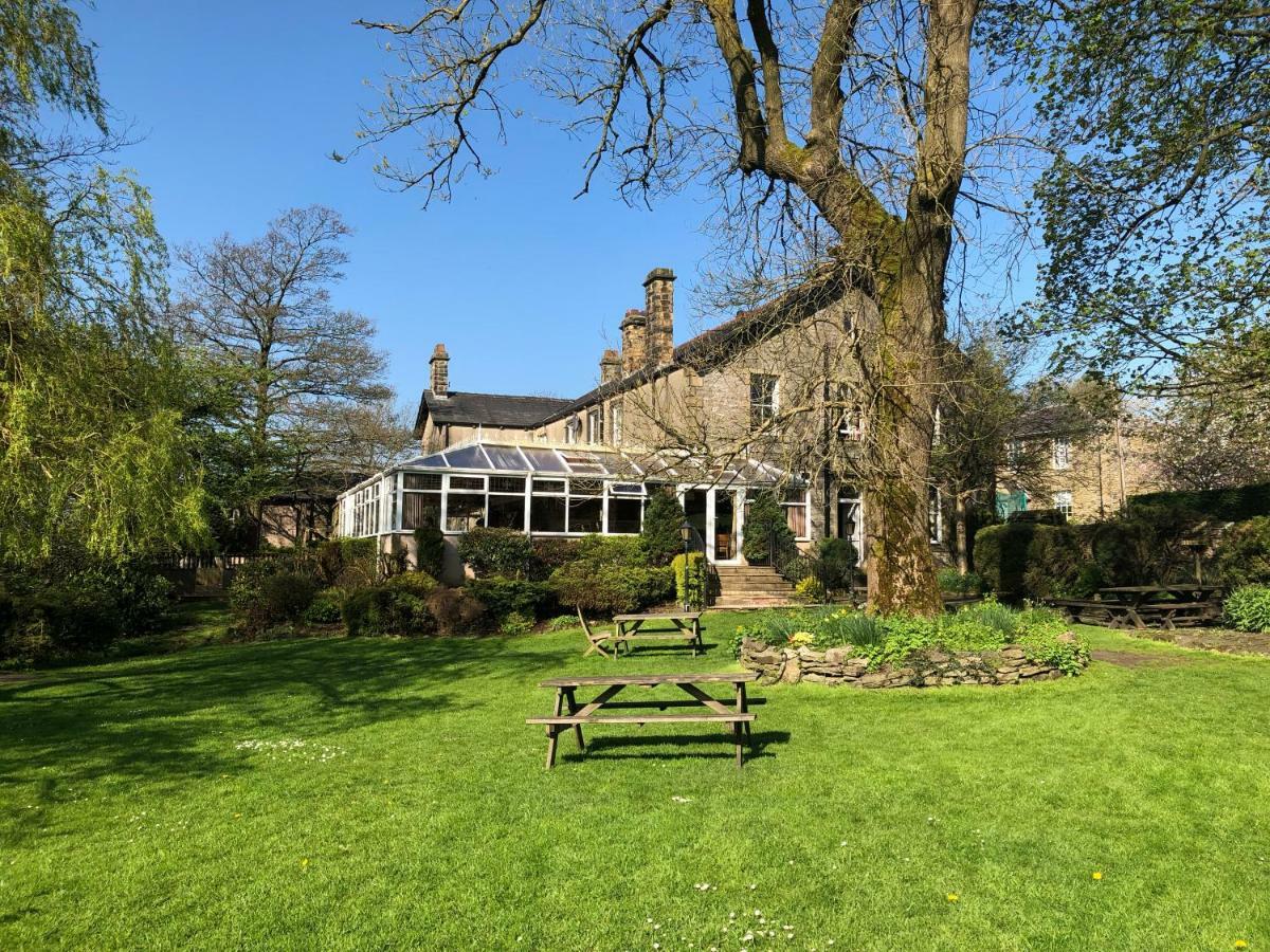Calf'S Head Hotel Clitheroe Exterior photo